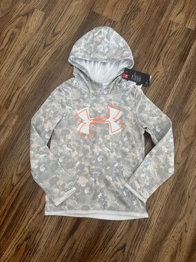 NWT!! Under Armour Girls' Light Gray Camo Hoodie with Coral Logo